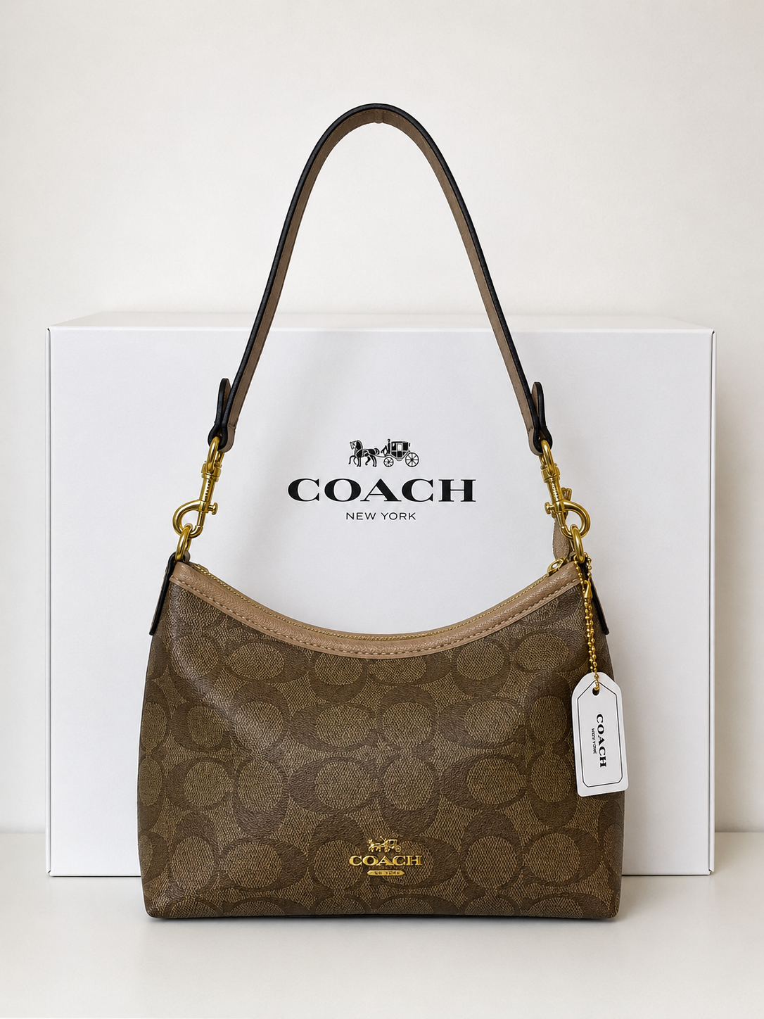 Damen Handtasche trendig & elegant in der Farbe Braun/Kaffee