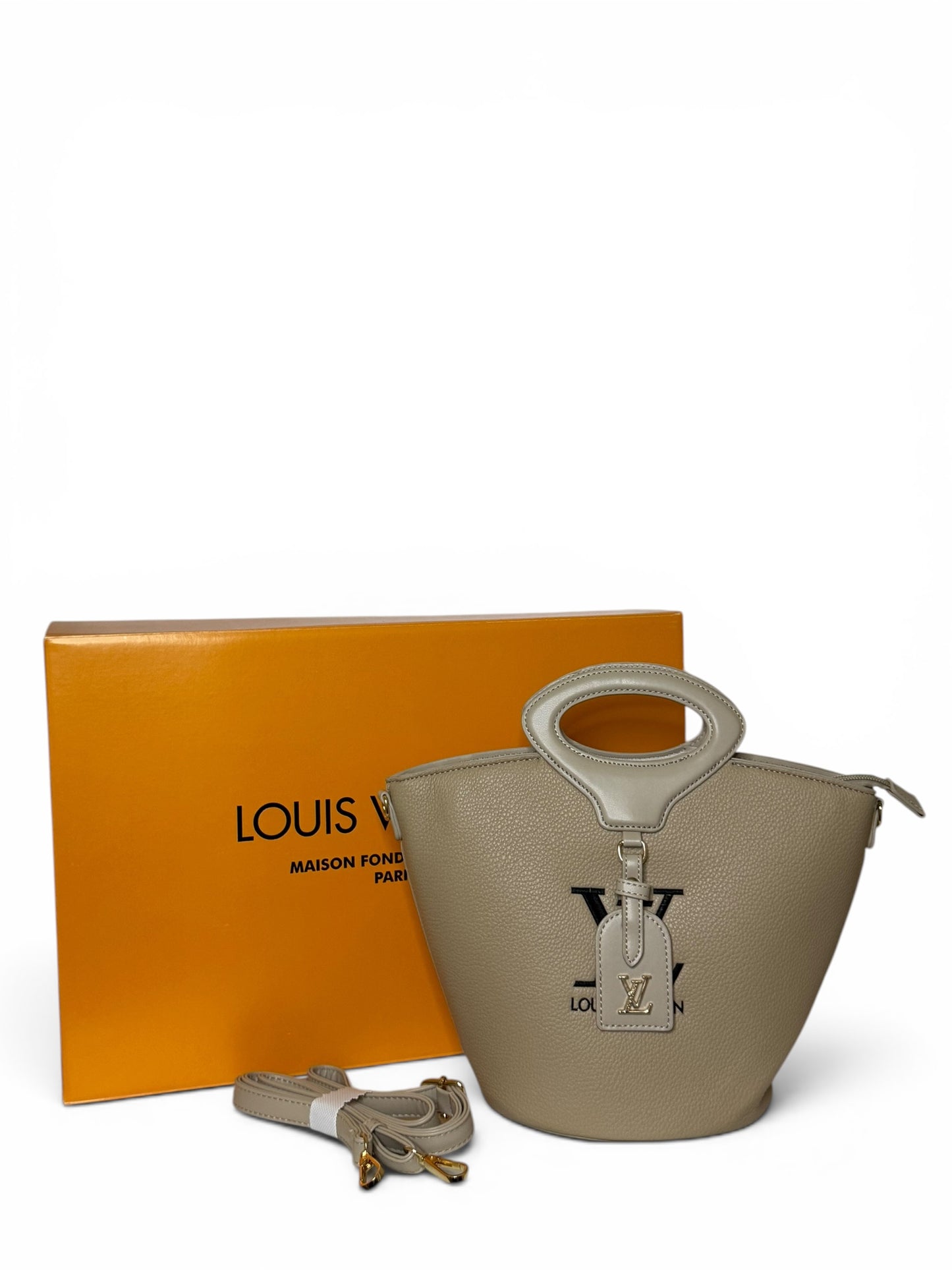 Beutel/Schultertasche trendig & funktionell in der Farbe Kaffee