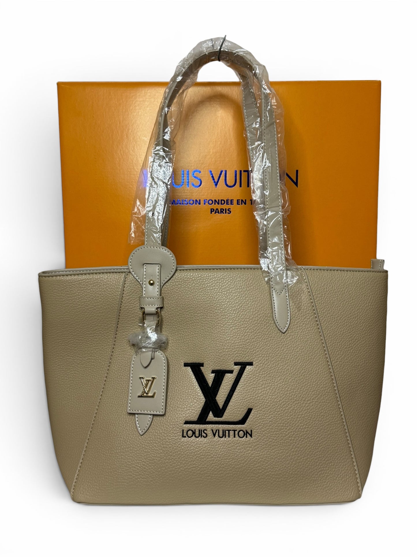 Damen Handtasche trendig & elegant in der Farbe Kaffee