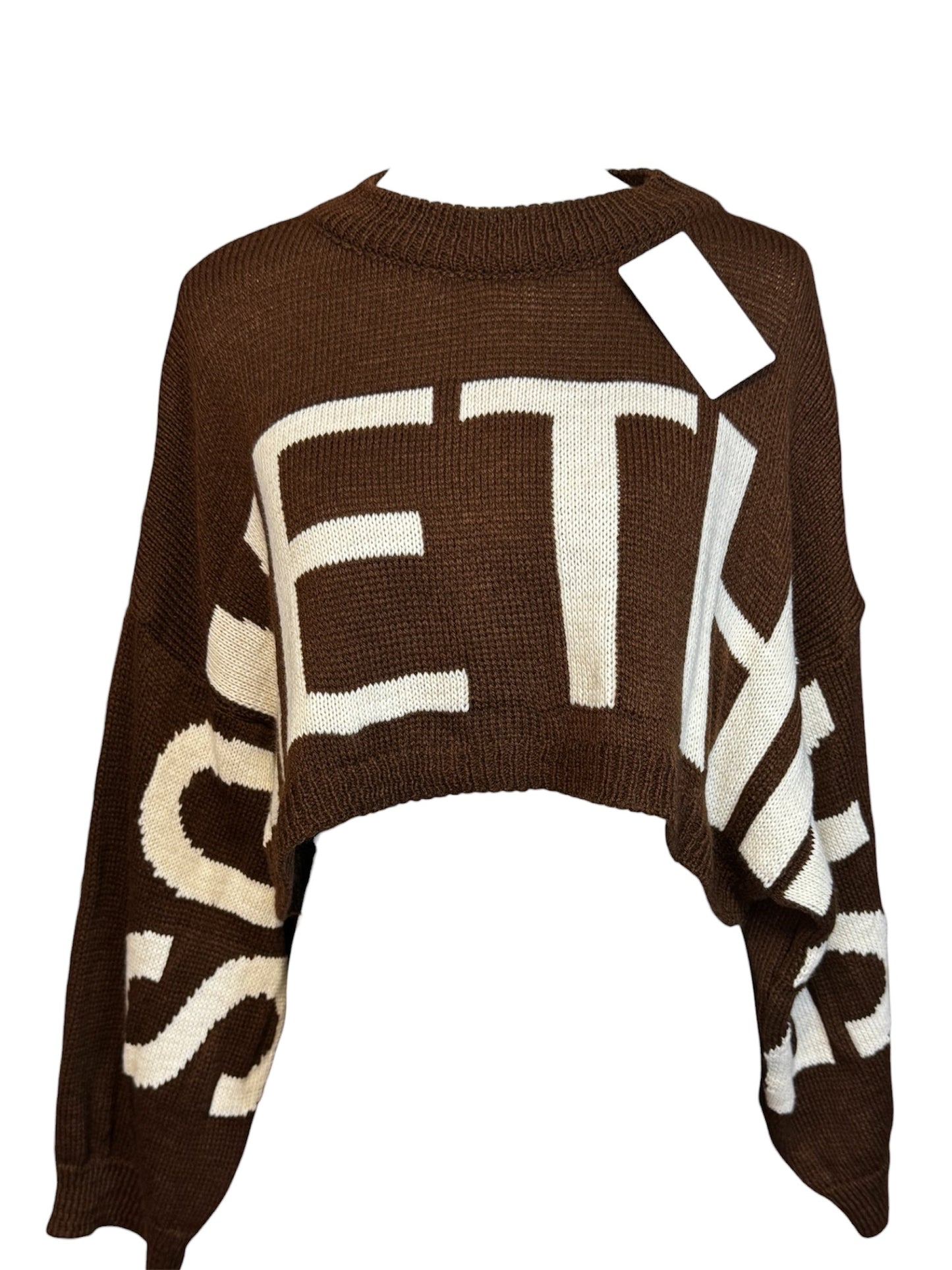 Brauner Crop-Strickpullover „SOMETHING“ mit cremefarbener Schrift Größe One Size