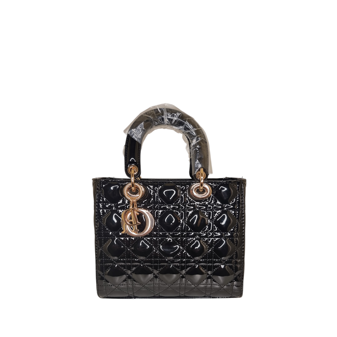 Damen Handtasche trendig & elegant in der Farbe Schwarz Lack