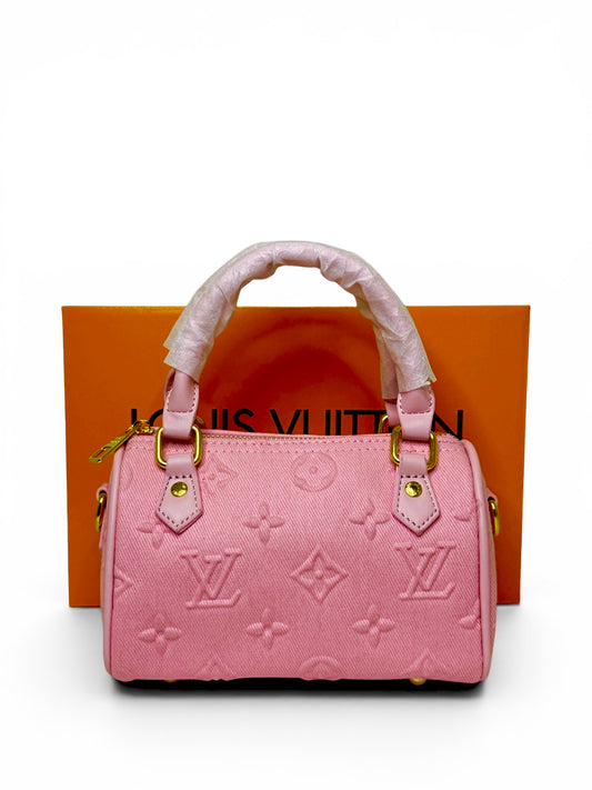 Damen Handtasche trendig & elegant in der Farbe Rosa 16cm