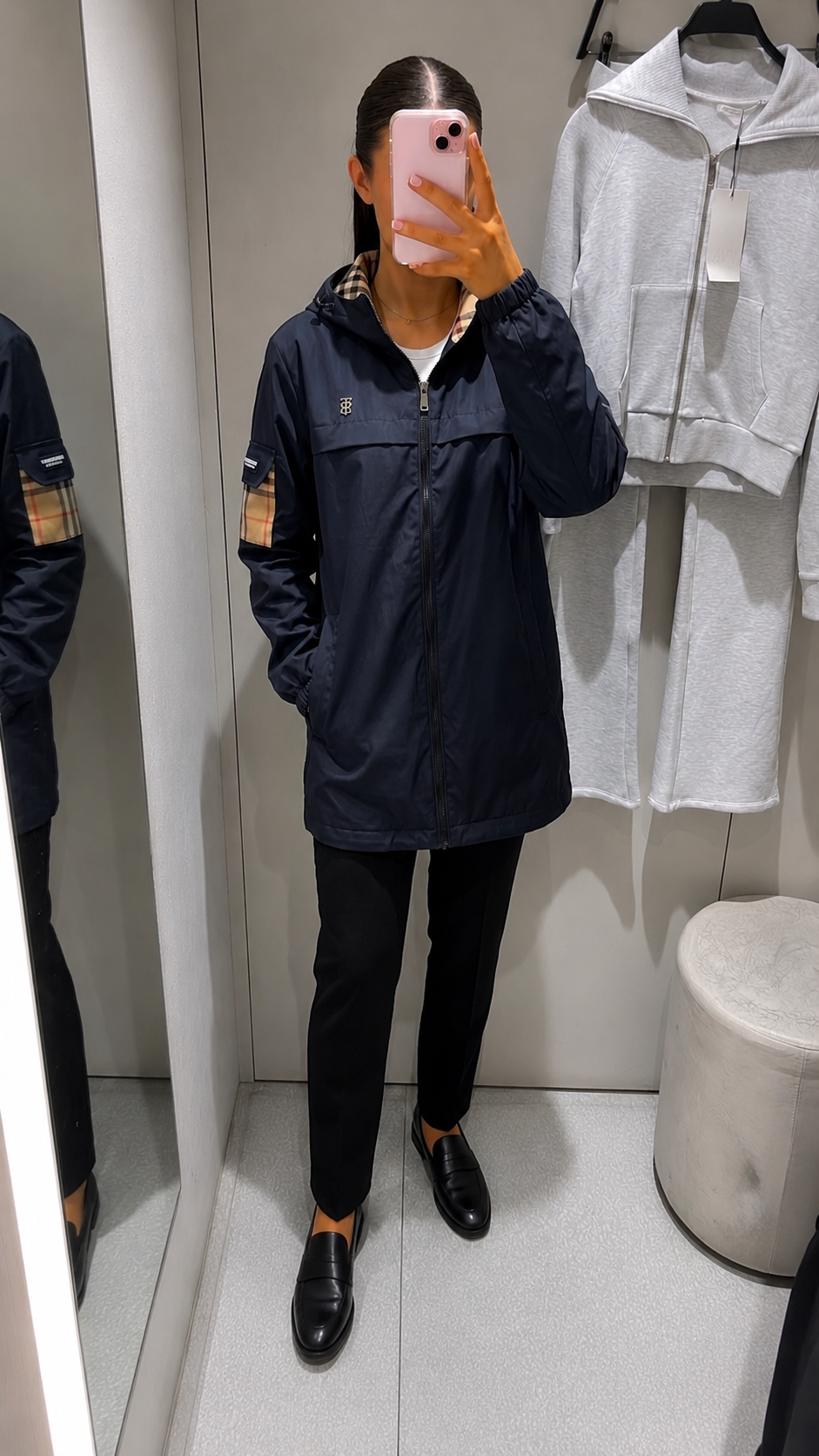 Unisex Regenjacke – Dunkelblau, Leicht & Modern