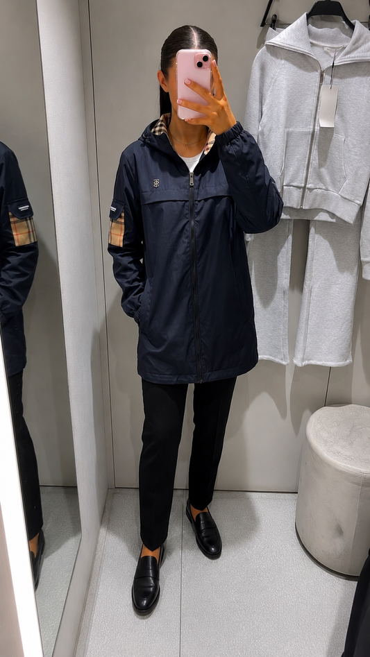 Unisex Regenjacke – Dunkelblau, Leicht & Modern