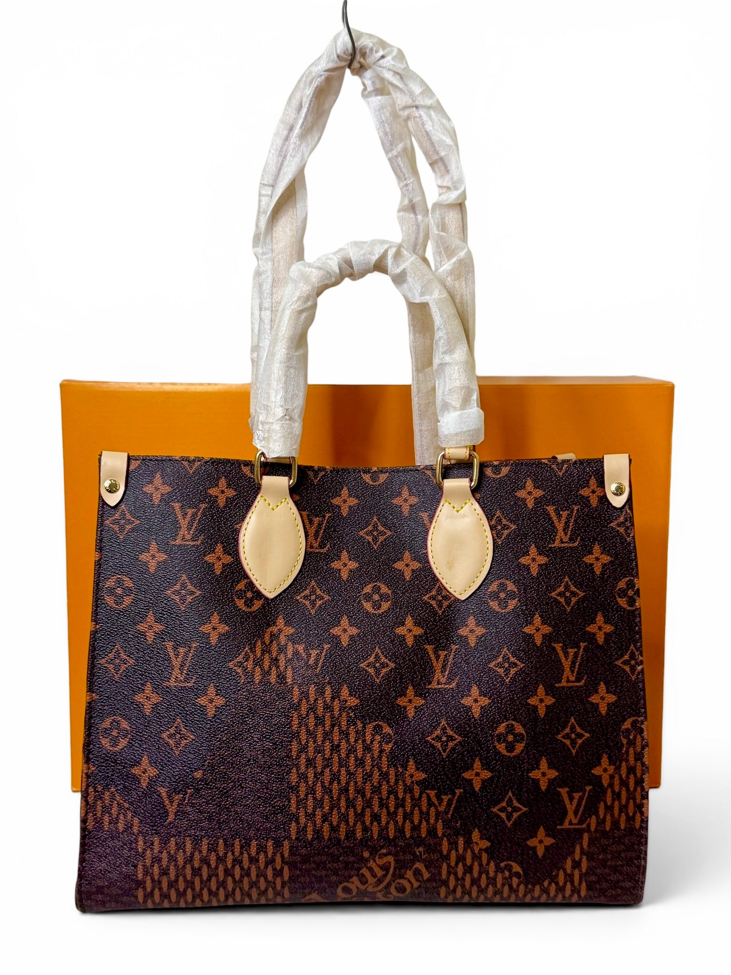 Damen Handtasche trendig & elegant in der Farbe Braun