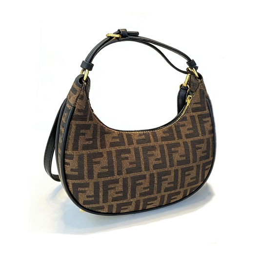Damen Handtasche trendig & elegant in der Farbe Braun