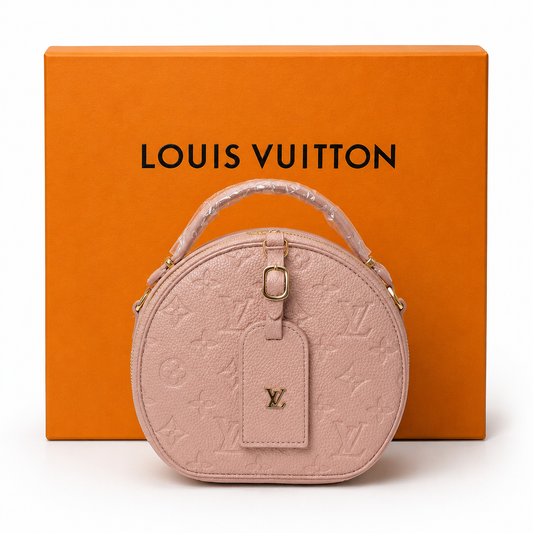 Damen Handtasche trendig & elegant in der Farbe Rosa Rund