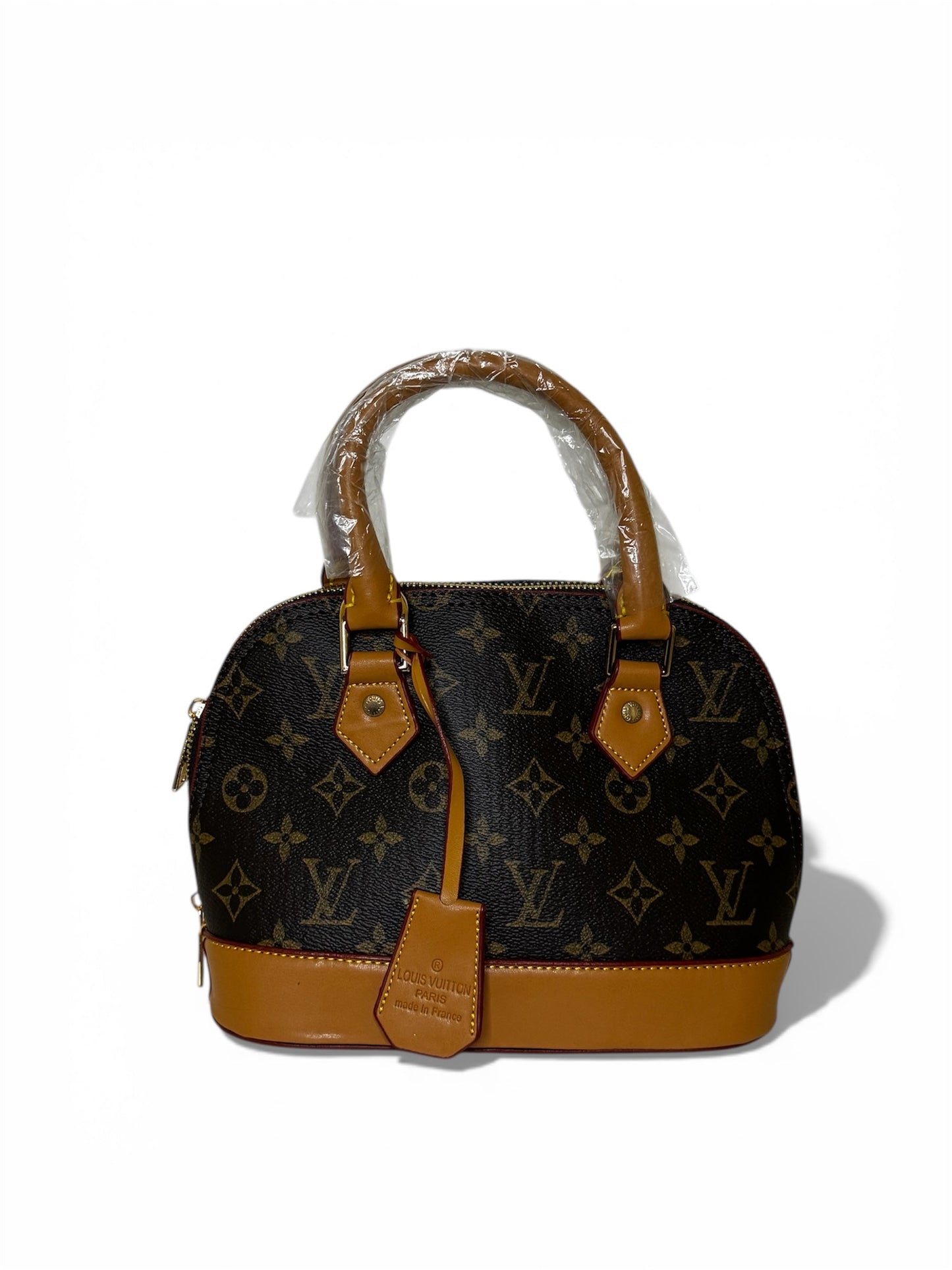 Damen Handtasche trendig & elegant in der Farbe Braun/Kastanienbraun