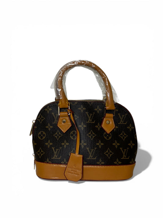 Damen Handtasche trendig & elegant in der Farbe Braun/Kastanienbraun