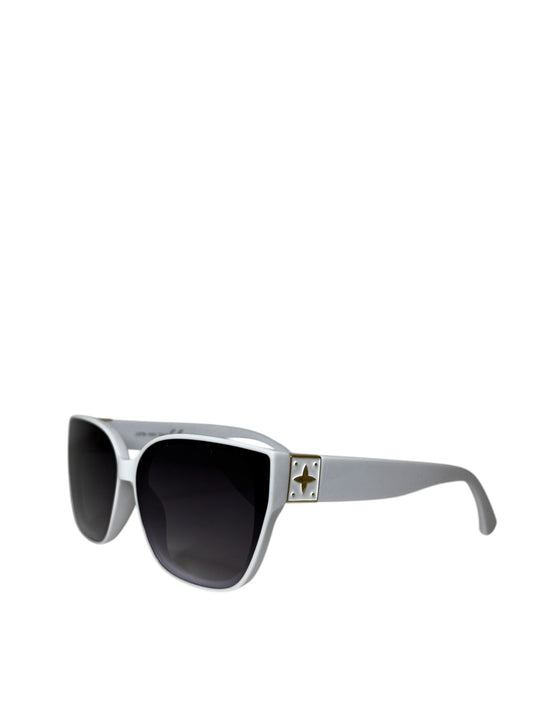 Damen Sonnenbrille trendig & elegant in der Farbe weiß