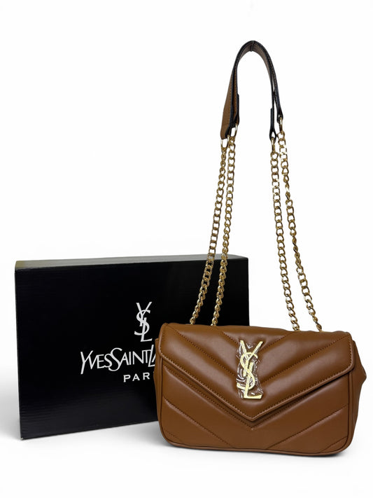 Damen Handtasche trendig & elegant in der Farbe Braun