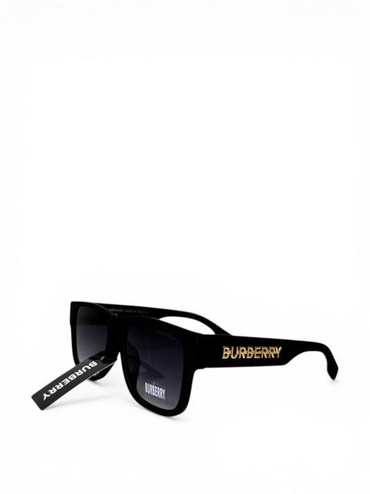 Damen Sonnenbrille trendig & elegant in der Farbe Schwarz