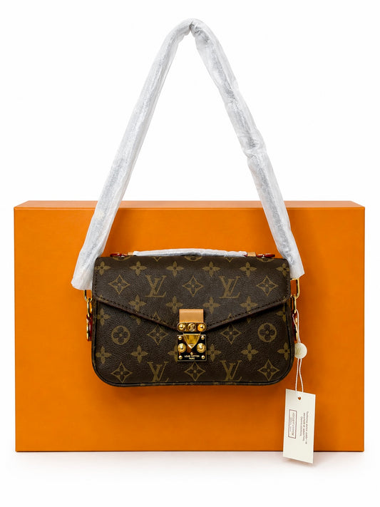 Schultertasche im modisch trendigen Look in der Farbe Braun