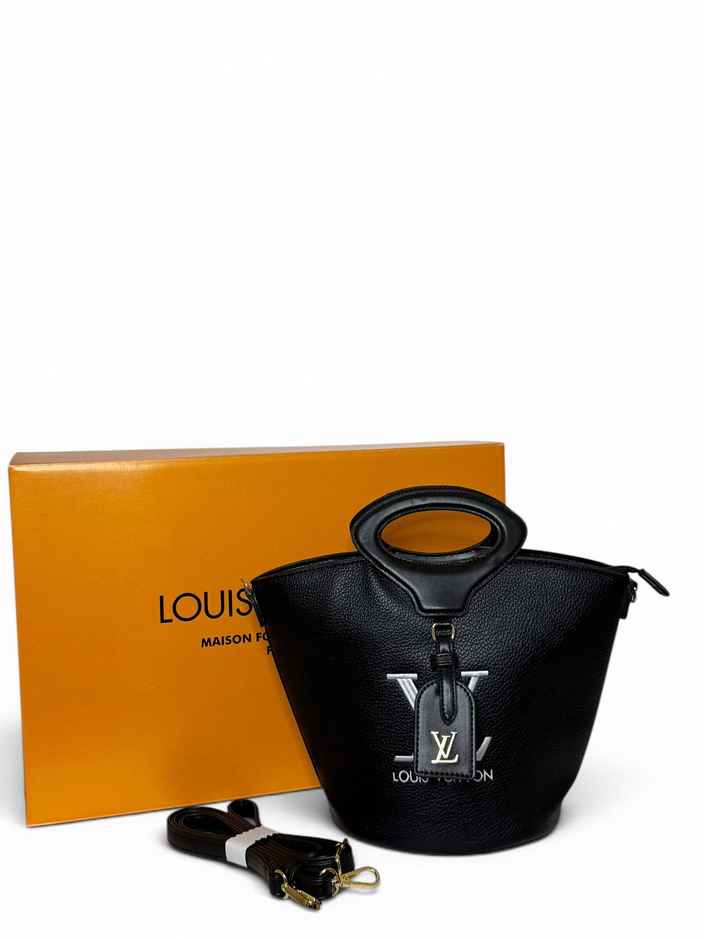 Beutel/Schultertasche trendig & funktionell in der Farbe Schwarz