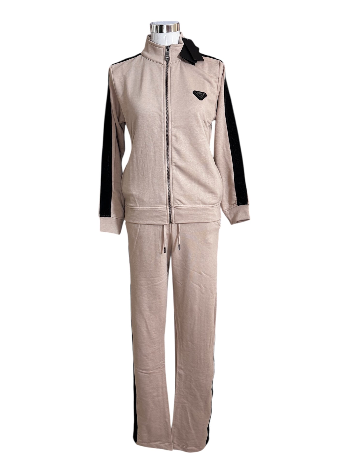 Unisex Zweiteiler Set Trendig & Elegant in der Farbe Beige