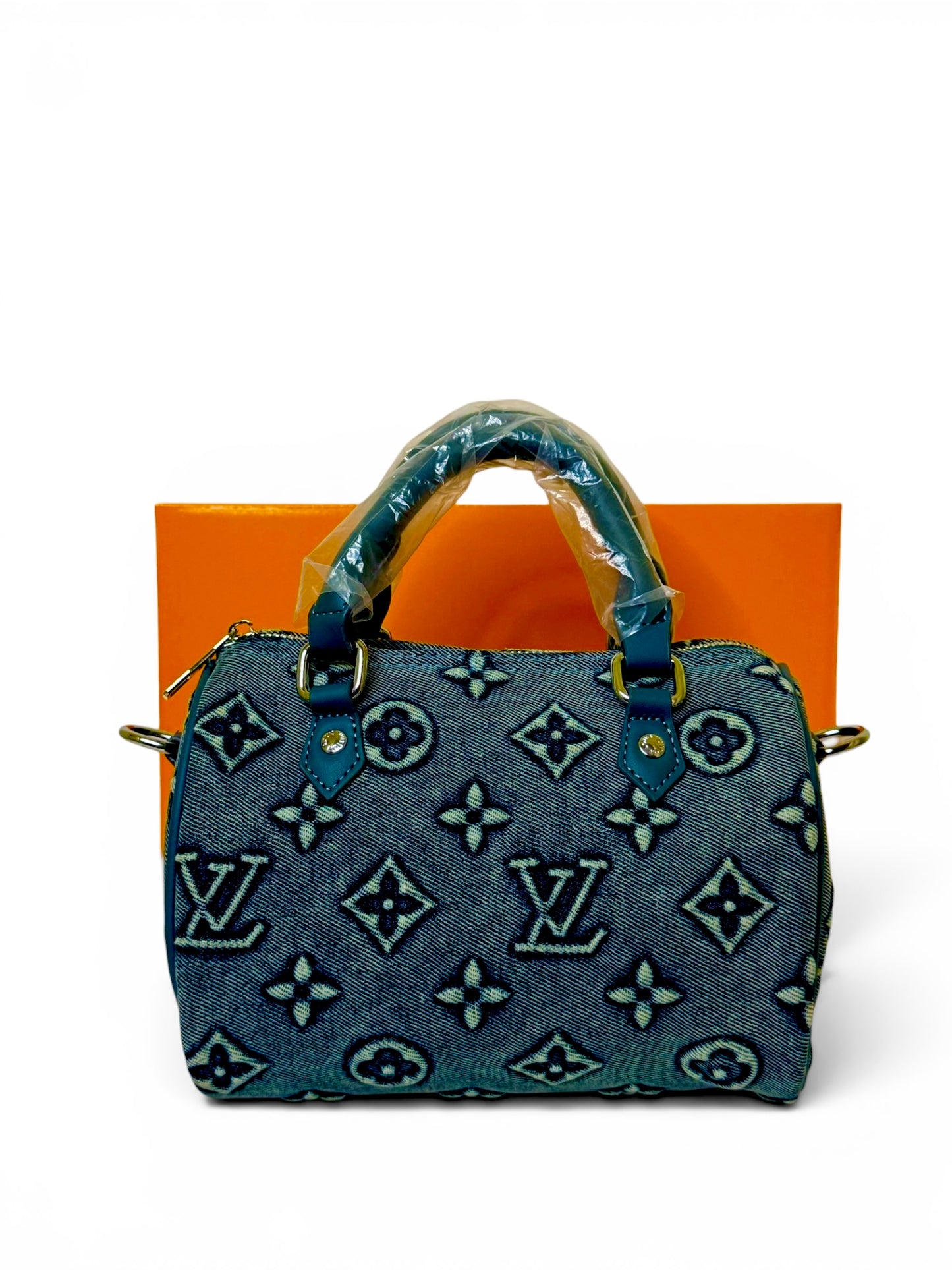 Damen Handtasche trendig & elegant in der Farbe Jeans Blau 20cm