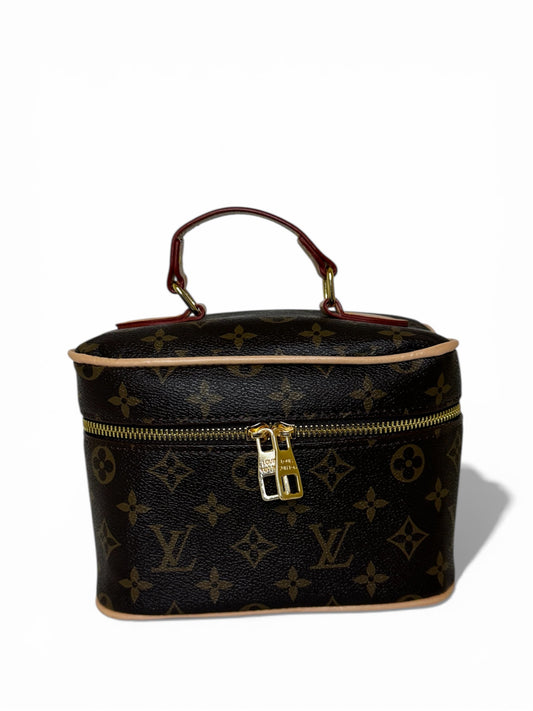 Kosmetiktasche trendig & elegant in der Farbe Braun