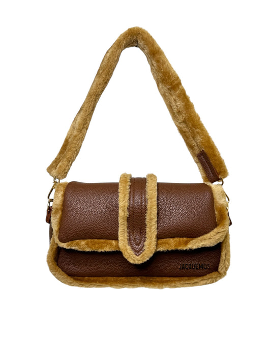 Damen Handtasche trendig & elegant in der Farbe Braun/Hellbraun