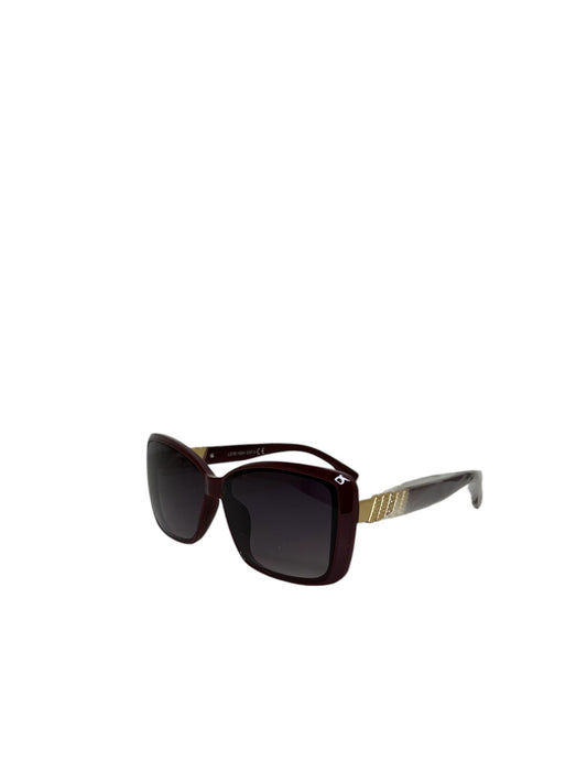 Damen Sonnenbrille trendig & elegant in der Farbe Weinrot