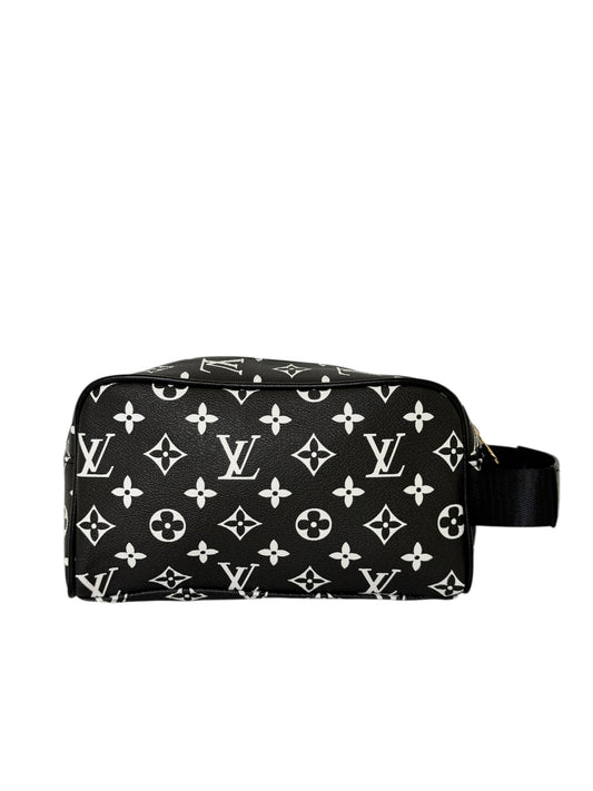 Kosmetiktasche trendig & elegant in der Farbe Schwarz/Weiß