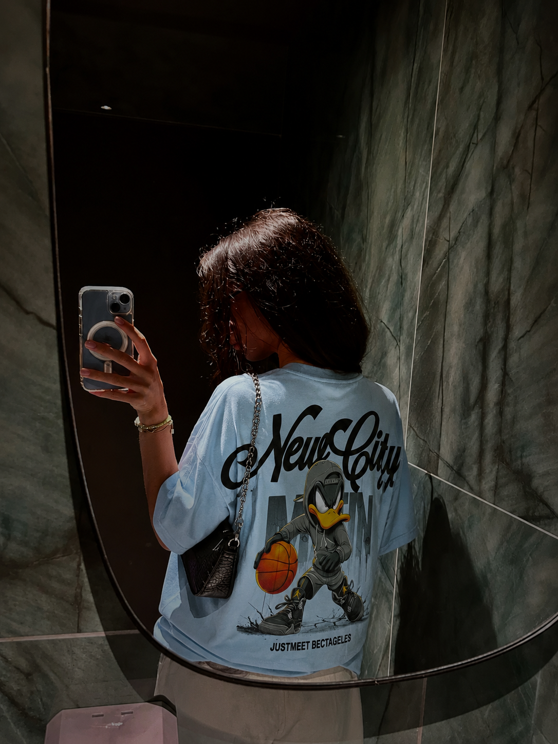 Unisex T-Shirt in Hellblau mit Duck Print, Sportlich & Streetstyle Größe M