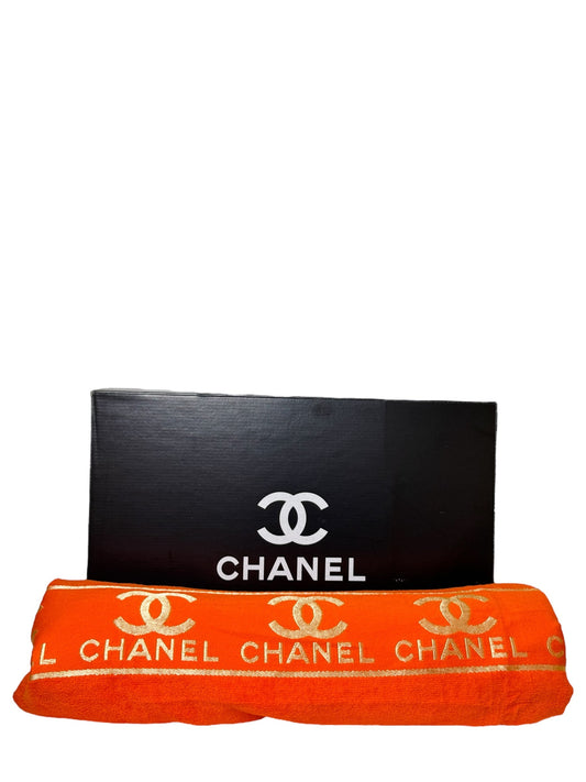 Strand/Handtuch im modischen Design in der Farbe Orange