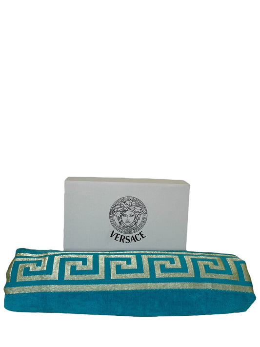 Strand/Handtuch im modischen Design in der Farbe Blau