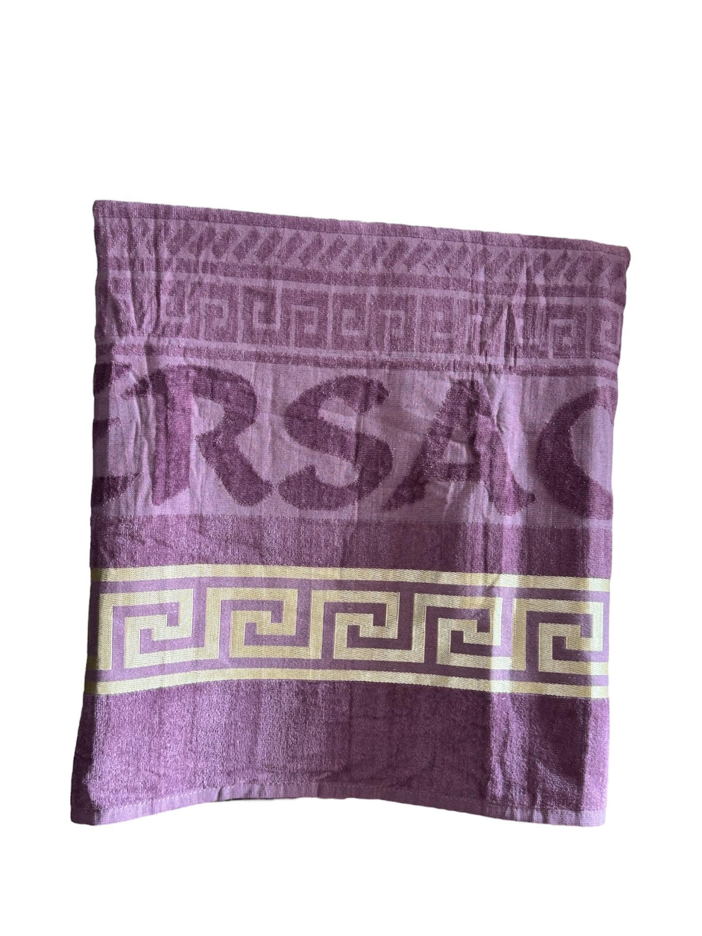 Strand/Handtuch im modischen Design in der Farbe Lila