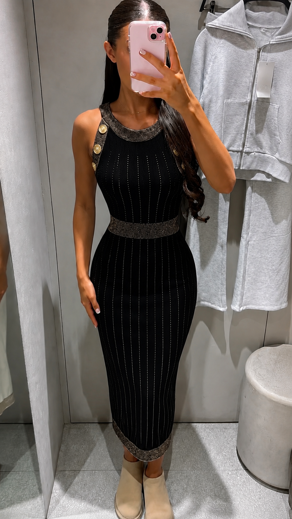 Damen Kleid Hauteng & Figurbetont, Trendig & Elegant in der Farbe Schwarz