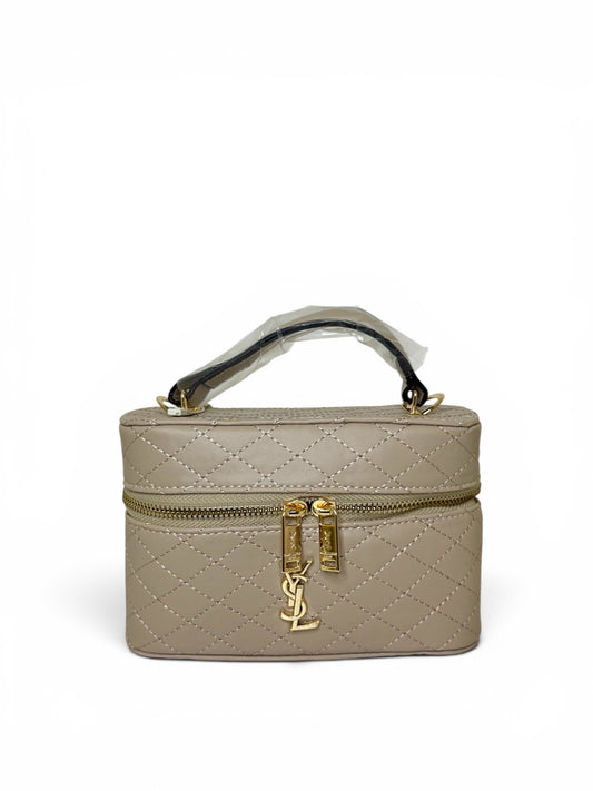 Kosmetiktasche trendig & elegant in der Farbe Kaffee